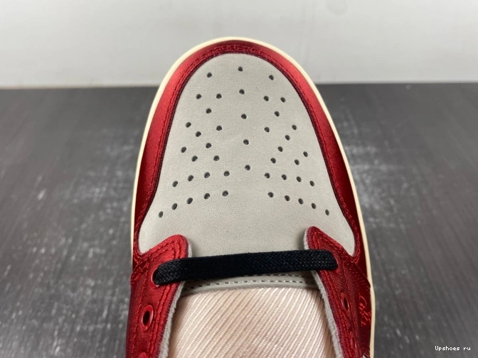 Low Away Room Jordan 1 Trophy Retro OG 0421